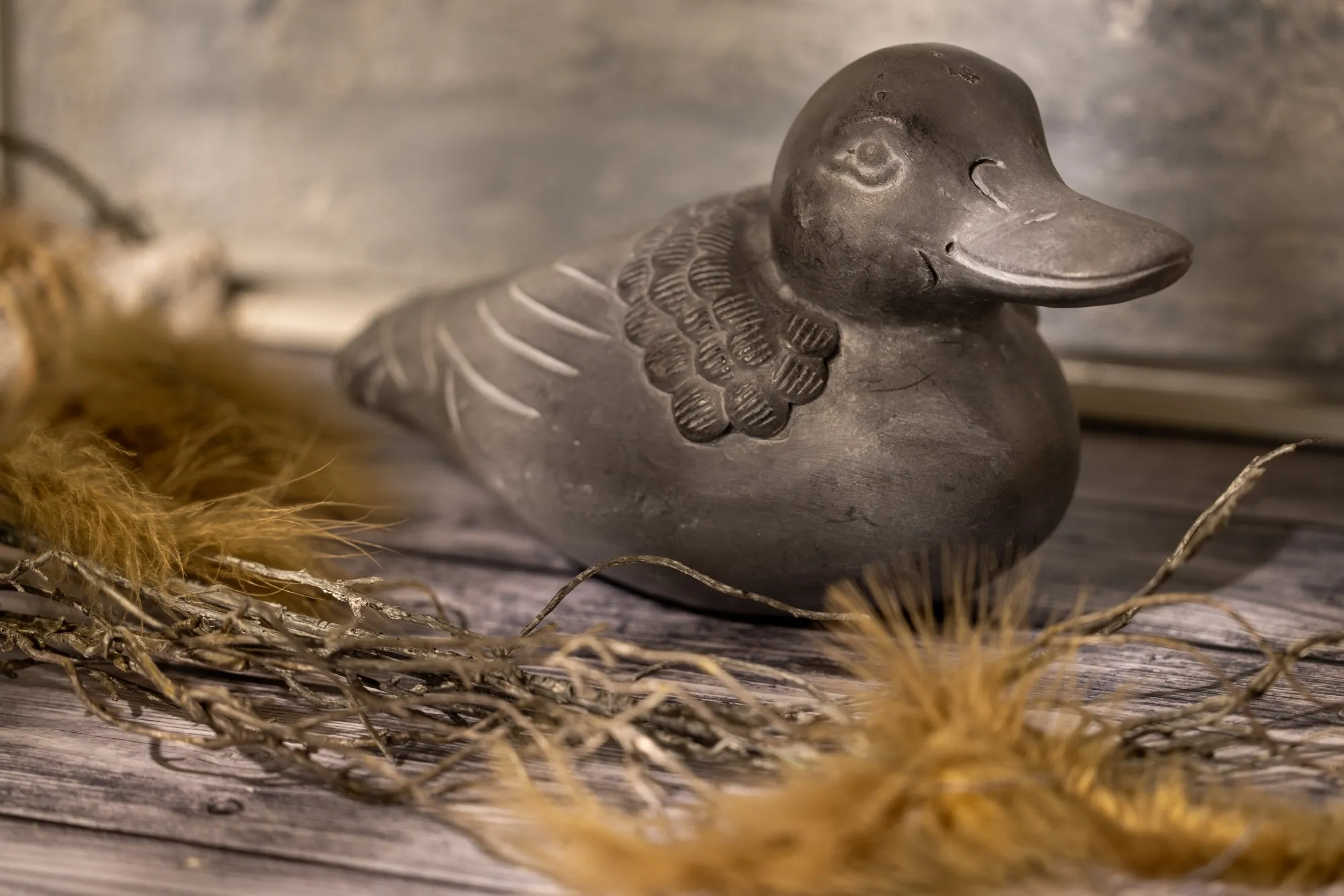 Terrakotta-Figur 'Ente', grau, B 34 cm, T 15 cm, H 14 cm