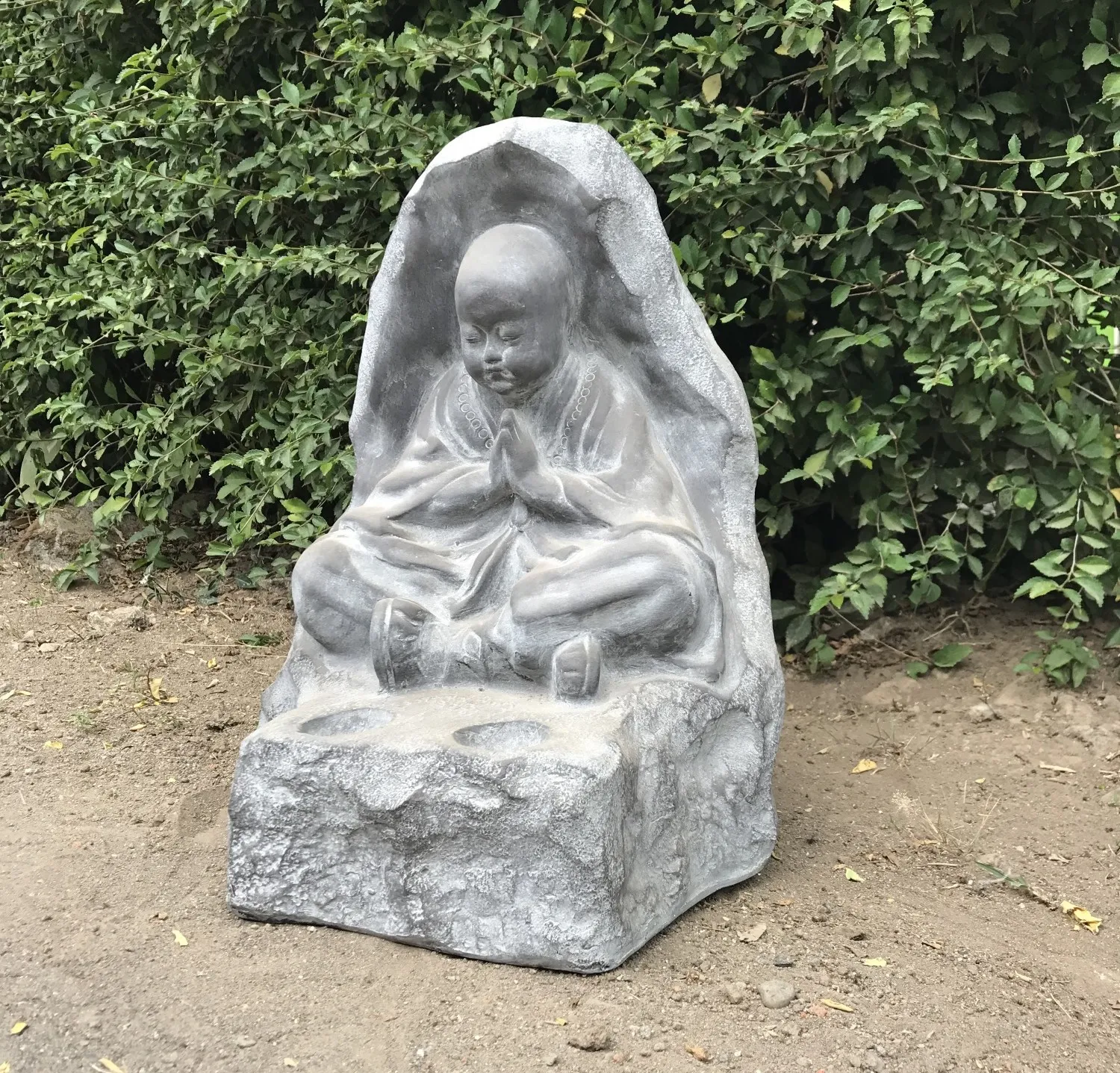Statue 'Shaolin Mönch', aus Terrakotta, grau, H 45 cm, B 39 cm, L 32 cm