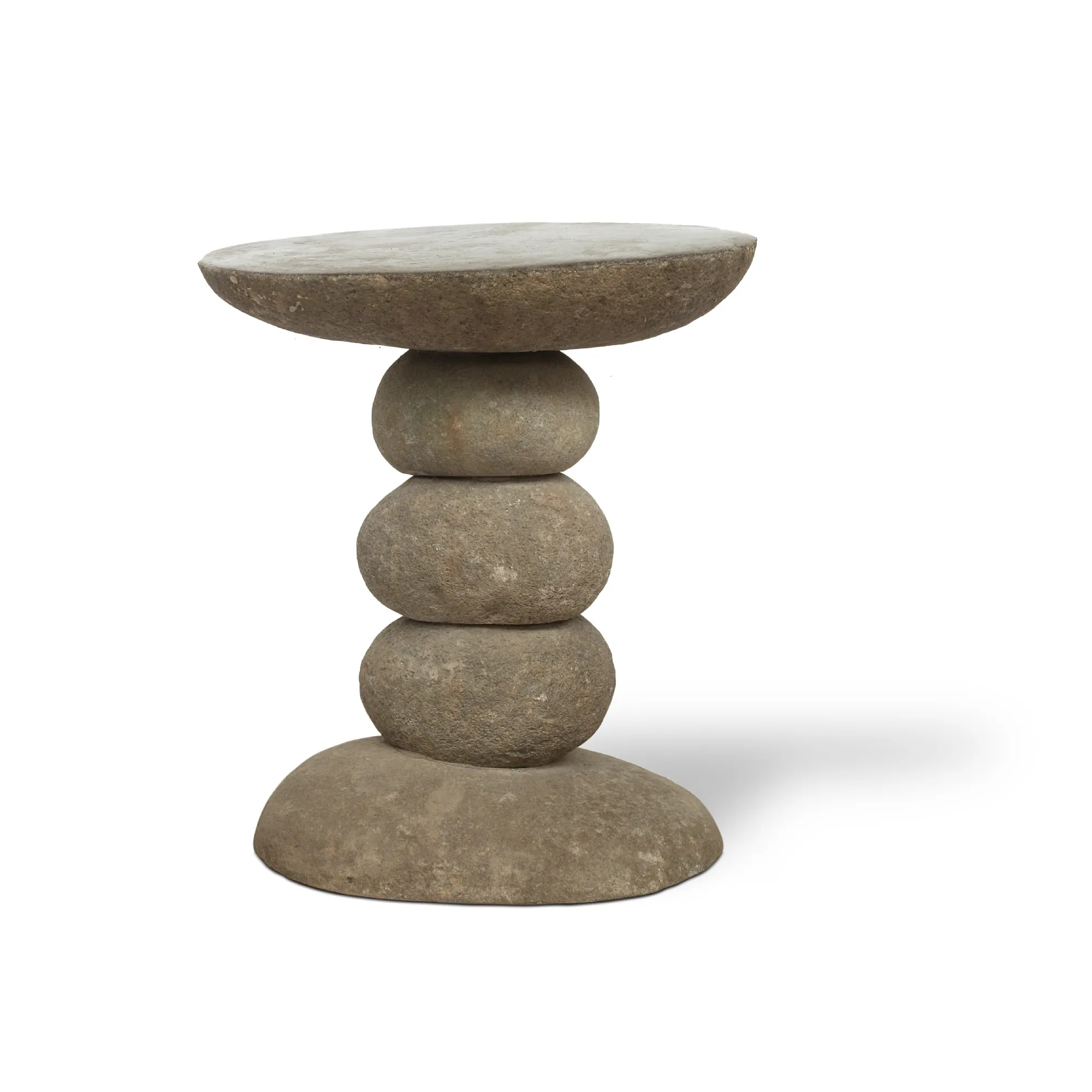 Hocker aus Flusssteinen, Ø 35 - 40 cm, H 45 cm