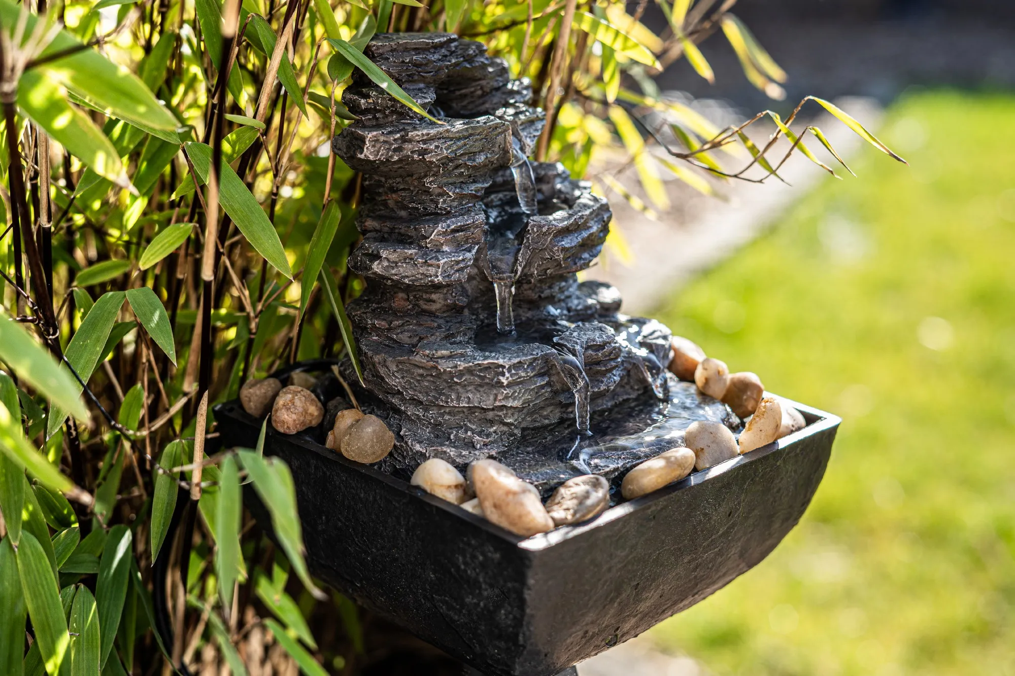 Wasserspiel, B 13,3 cm, H 17,5 cm, T 13,3 cm