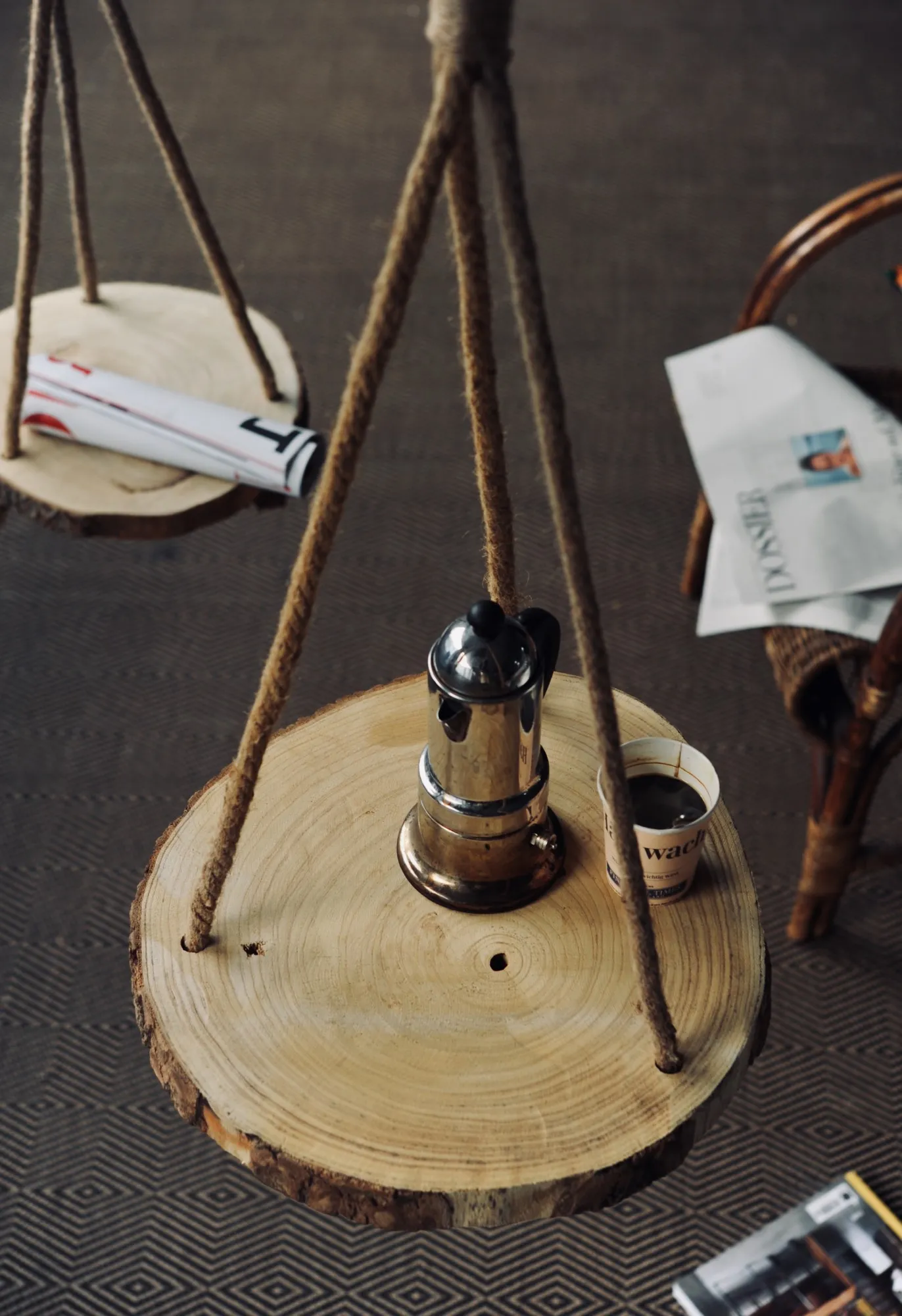 Hängende Holzscheibe, Ø 33 - 37 cm, H 60 cm