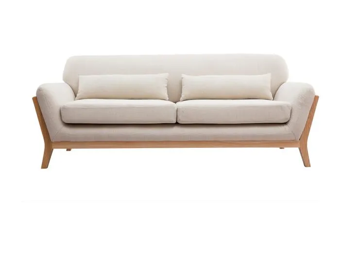 Beigefarbenes skandinavisches 3-Sitzer-Sofa mit Holzbeinen YOKO