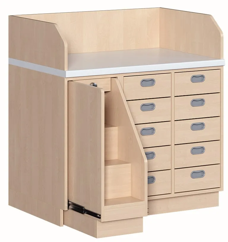 Wickelkommode mit 10 Schüben und ausziehbarer Treppe